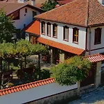 Iliikova House 3*