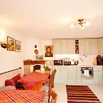 Iliikova House