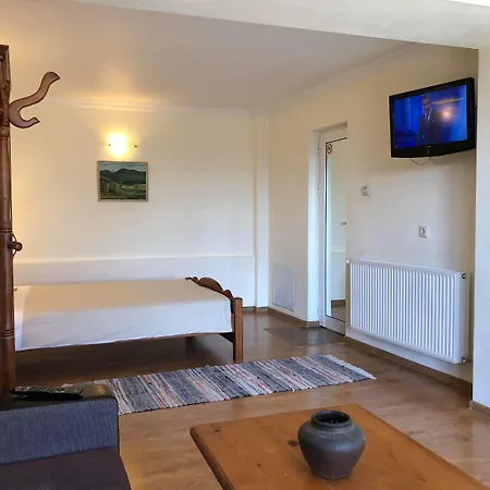Iliikova House 3* Калофер