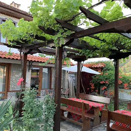 Гостевой дом Iliikova House Калофер