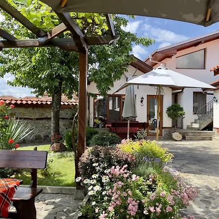 Iliikova House Penzion Kalofer